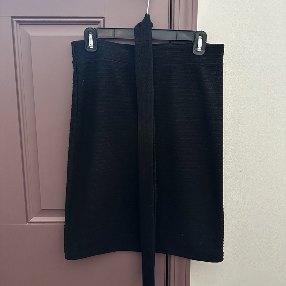 LOFT Black Pencil Skirt
